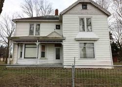 Pre-foreclosure Listing in FURROW RD PEKIN, IL 61554