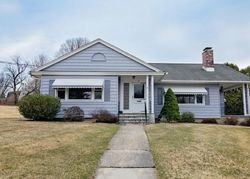 Pre-foreclosure Listing in EAST ST WATERTOWN, CT 06795