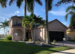  Live Oak Ln, Fort Lauderdale FL