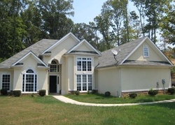 Pre-foreclosure in  BENJAMIN E MAYS DR SW Atlanta, GA 30331