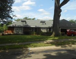 Pre-foreclosure in  SW 5TH ST Lees Summit, MO 64081