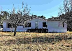 Pre-foreclosure Listing in JARRELL HOGG RD WEST POINT, GA 31833