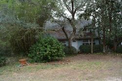 Pre-foreclosure in  PINE LN Mary Esther, FL 32569