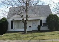 Pre-foreclosure Listing in ZEMAN AVE EUCLID, OH 44132