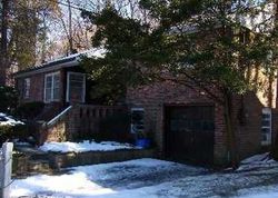Pre-foreclosure Listing in BEVERLY RD GLEN COVE, NY 11542