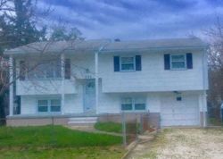 Pre-foreclosure Listing in STANLEY DR TOMS RIVER, NJ 08753