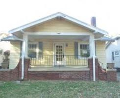 Pre-foreclosure Listing in W CENTER ST DECATUR, IL 62526