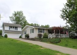 Pre-foreclosure Listing in BLOOM ST MADISON, IN 47250