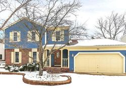 Pre-foreclosure in  WEST END RD Roselle, IL 60172