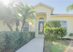 Pre-foreclosure Listing in MOON VALLEY DR LAKELAND, FL 33812