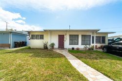Pre-foreclosure Listing in W 146TH ST HAWTHORNE, CA 90250