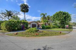 Pre-foreclosure in  NW 7TH AVE Boca Raton, FL 33486