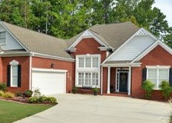Pre-foreclosure in  CHESTNUT CREEK DR Villa Rica, GA 30180