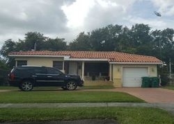 Pre-foreclosure in  SW 29TH ST Miami, FL 33155