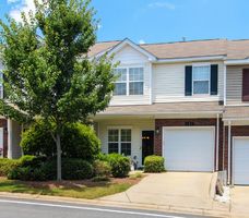 Pre-foreclosure Listing in FOUNTAIN CT FORT MILL, SC 29715