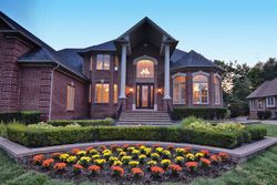  Florence Dr, Utica MI