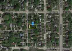 Pre-foreclosure in  SALISBURY AVE Flint, MI 48532