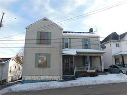 Pre-foreclosure Listing in BRADY AVE WASHINGTON, PA 15301