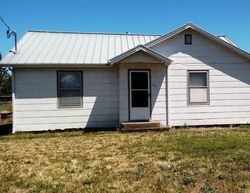 Pre-foreclosure Listing in VALENTINE AVE SUTHERLIN, OR 97479