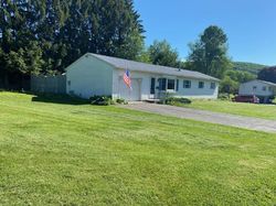 Pre-foreclosure Listing in HENRY ST ONEONTA, NY 13820