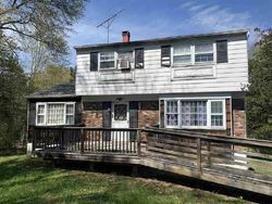 Pre-foreclosure in  GUILFORD SCHOOLHOUSE RD New Paltz, NY 12561