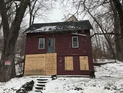 Pre-foreclosure Listing in RAILROAD AVE CHATHAM, NY 12037
