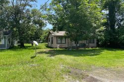 Pre-foreclosure Listing in 42ND AVE GULFPORT, MS 39501