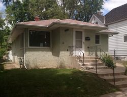 Pre-foreclosure in  JESSAMINE AVE E Saint Paul, MN 55106