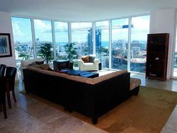 Pre-foreclosure in  S POINTE DR  Miami Beach, FL 33139