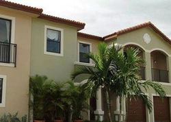 Pre-foreclosure in  NE 34TH AVE Homestead, FL 33033