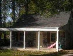 Pre-foreclosure in  PARKWOOD RD Louisville, KY 40214