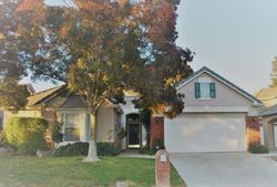  E Fieldstone Ave, Clovis CA