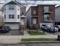 Pre-foreclosure Listing in S 19TH ST NEWARK, NJ 07103