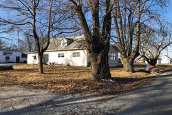 Pre-foreclosure Listing in HAZEL ST BLOOMINGTON, IL 61701