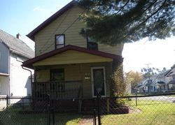 Pre-foreclosure Listing in GEORGETOWN RD NE CANTON, OH 44704