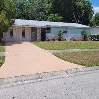 Pre-foreclosure in  PAKA CT Brandon, FL 33510