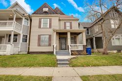 Pre-foreclosure in  HAWKES AVE Columbus, OH 43222