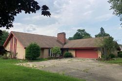 Pre-foreclosure in  S GREENBRIER DR Saint Clairsville, OH 43950