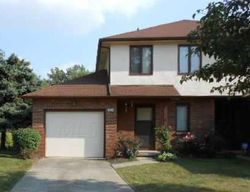 Pre-foreclosure Listing in PARKVIEW CIR GROVE CITY, OH 43123