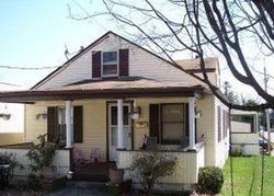 Pre-foreclosure in  SHOEMAKER AVE Wyoming, PA 18644
