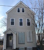 Pre-foreclosure in  S 18TH ST Newark, NJ 07103