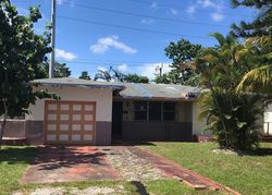 Pre-foreclosure in  NE 151ST ST Miami, FL 33162
