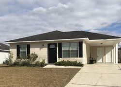 Pre-foreclosure Listing in QUAIL CREEK DR DENHAM SPRINGS, LA 70706