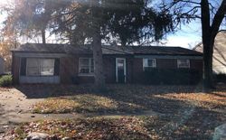 Pre-foreclosure Listing in E 34TH PL INDIANAPOLIS, IN 46226