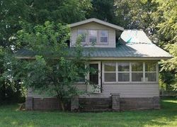 Pre-foreclosure Listing in W COUNTY ROAD 125 S PETERSBURG, IN 47567