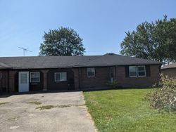Pre-foreclosure Listing in S 300 W PENDLETON, IN 46064