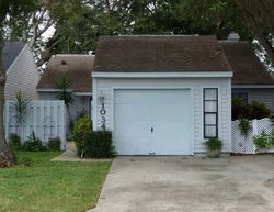 Willowood Ln