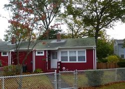 Pre-foreclosure Listing in MARSH WAY STRATFORD, CT 06614