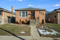 Pre-foreclosure Listing in 47TH AVE BELLWOOD, IL 60104