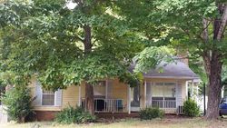  Olivet Dr, Charlotte NC
